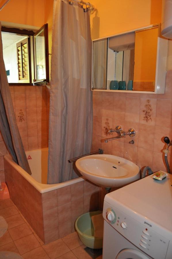 Apartman Kraljev Biograd Na Moru Exteriör bild